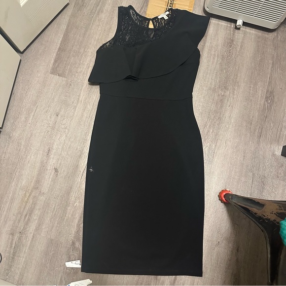 Faux one shoulder black dress - Picture 1 of 8